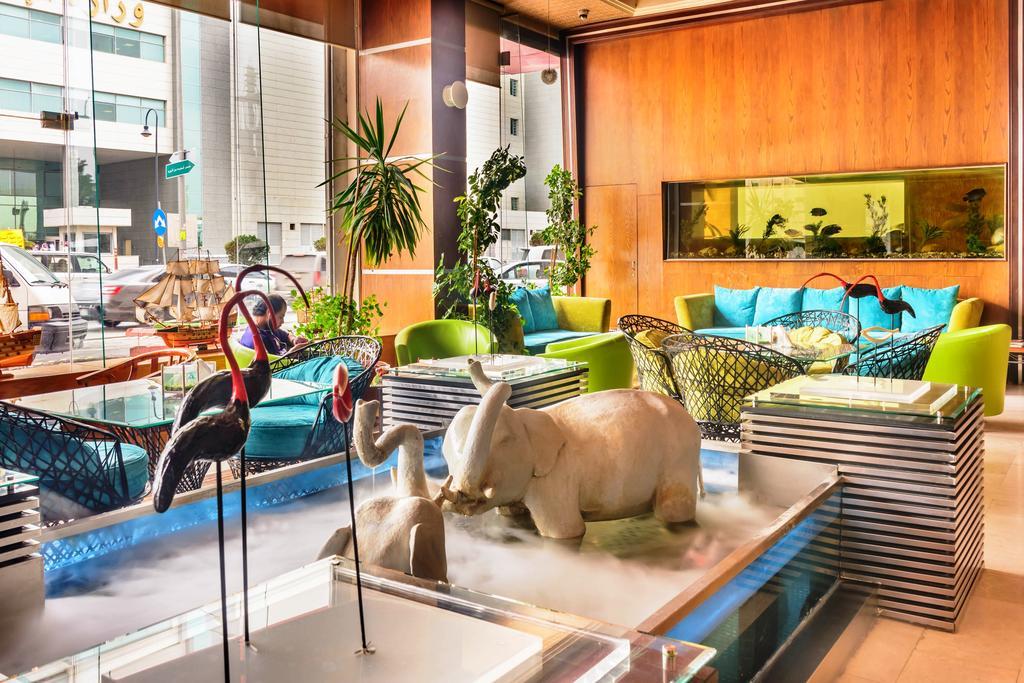 Aquarium Hotel Riaad Buitenkant foto