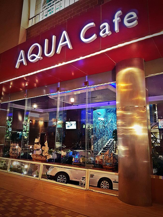 Aquarium Hotel Riaad Buitenkant foto