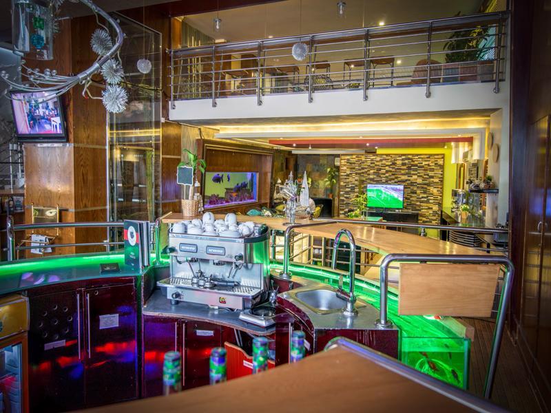 Aquarium Hotel Riaad Buitenkant foto
